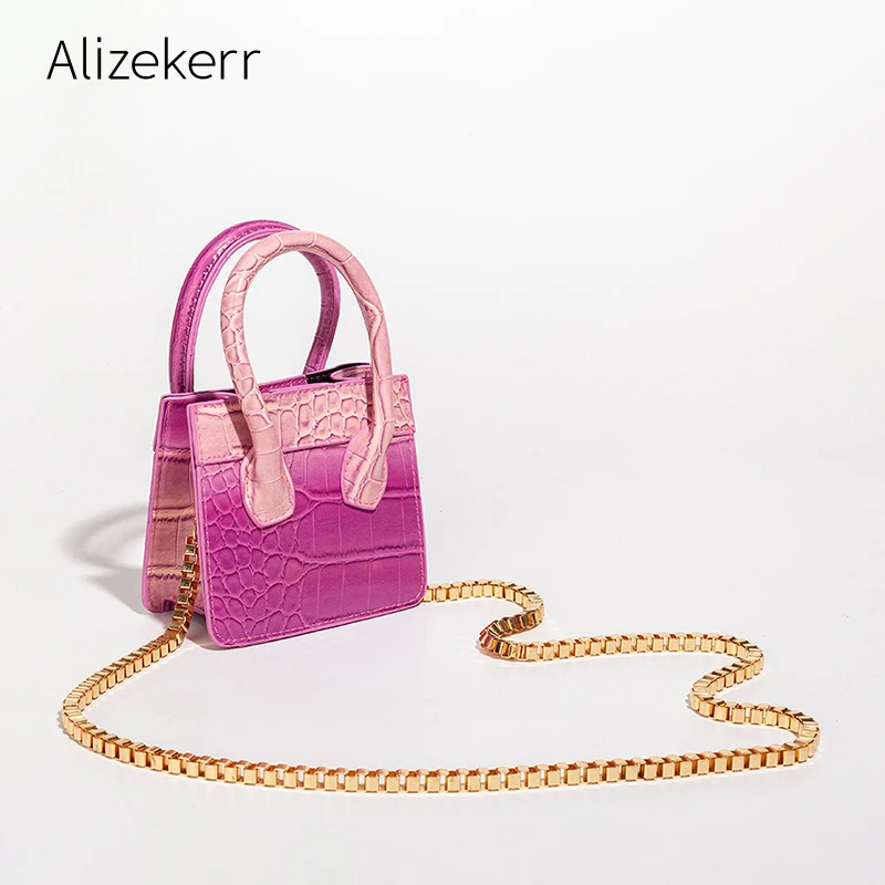 

Thick Metal Chain Mini Shoulder Bag Women 2021 New Designer Pearls Chain Small Square Crossbody Bag Crocodile Pattern Purse Cute