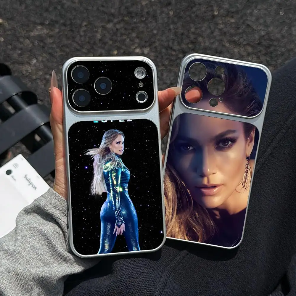 Фото Чехол для телефона Jennifer Lopez из текстурированной кожи ягненка для iPhone 17 16 15 14 13 12 11 Pro Max Plus №1