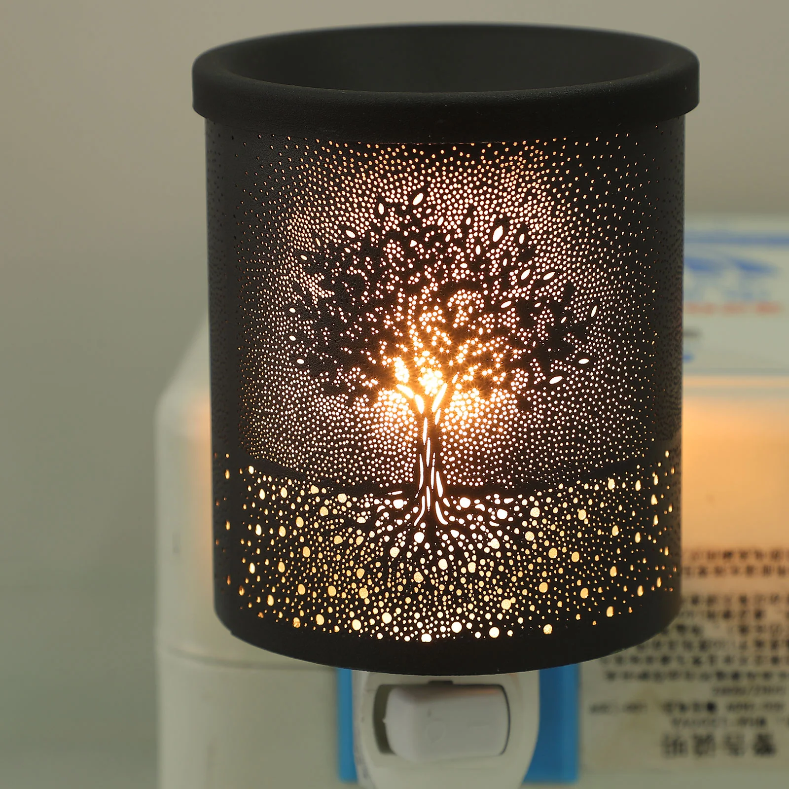 

Gift Candles Aroma Oil Burner Electric Wax Warmer 8x7x7cm Warmers Melts Melter Wrought Iron Office