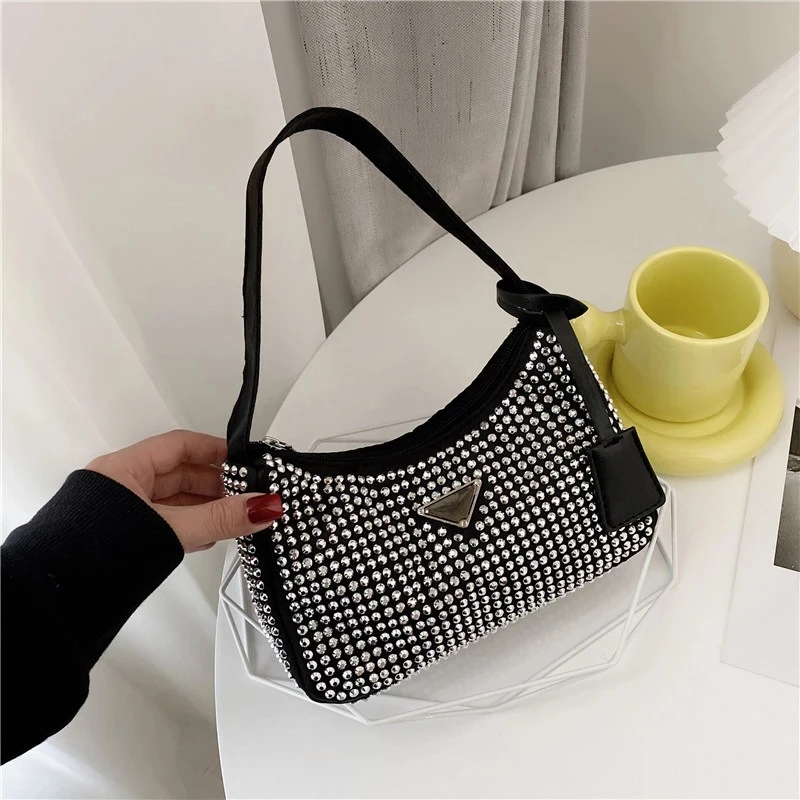 

Designer Female Bag Phone Card Bag Holder Underarm Bag Crystal Bright Diamond Dating Party Handbag Fashion Zipper Shopping Bag
