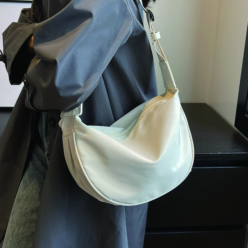 

White Women Shoulder Bag Feminina Pure Color Crossbody Bag New Female All-match Handbag Simple Lady Large Capacity Shopping Bag