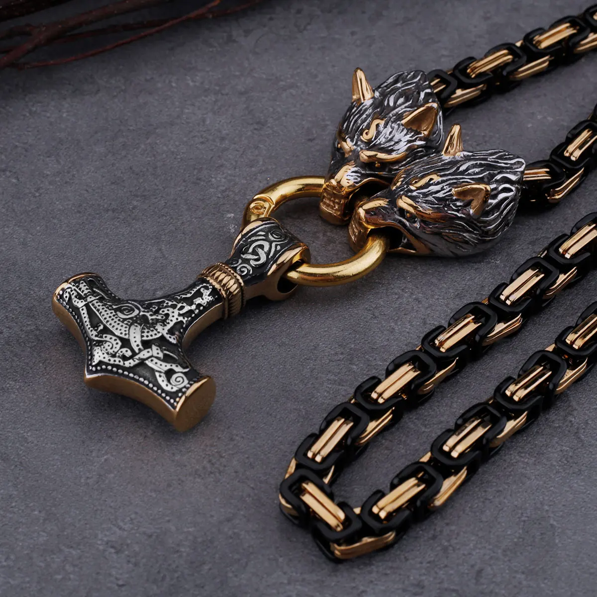 Domineering Retro Emperor Chain Wolf Head Necklace Stainless Steel Nordic Viking Thor's Hammer Amulet Jewelry Necklace Gift