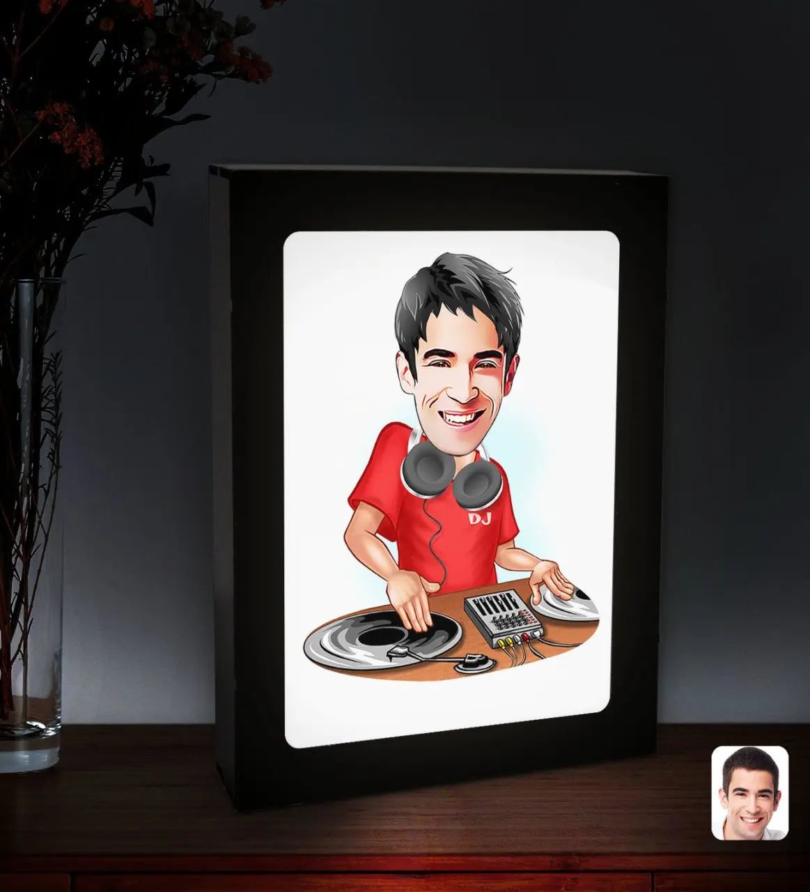 

Personalized Men 'S Dj Caricature Of Led Lighted Wood Picture Çerçevesi-1