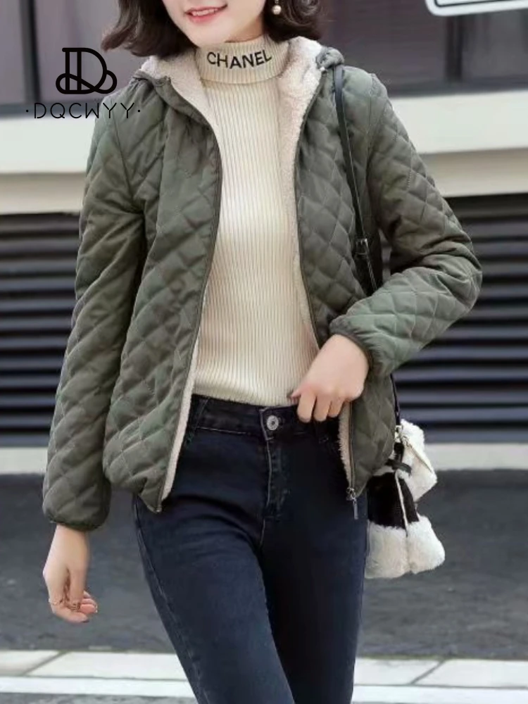 Рисунок 2 - Парка женская, модная облегающая