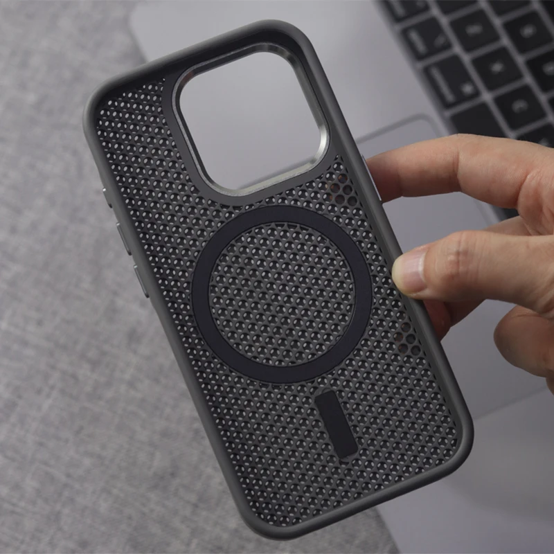 Чехол для телефона Magsafe с полой сеткой и охлаждением iPhone 16 pro max 14 15 Pro 13 12 магнитный