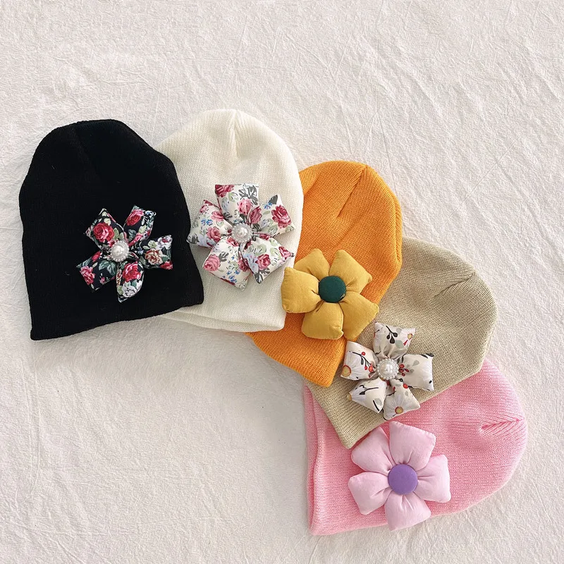 

Knitted Beanie for Newborn Warm Hat Children Flower Skullies Solid Knit Bonnet with Big Sun Flower Baby Girls Turban Hats Cap