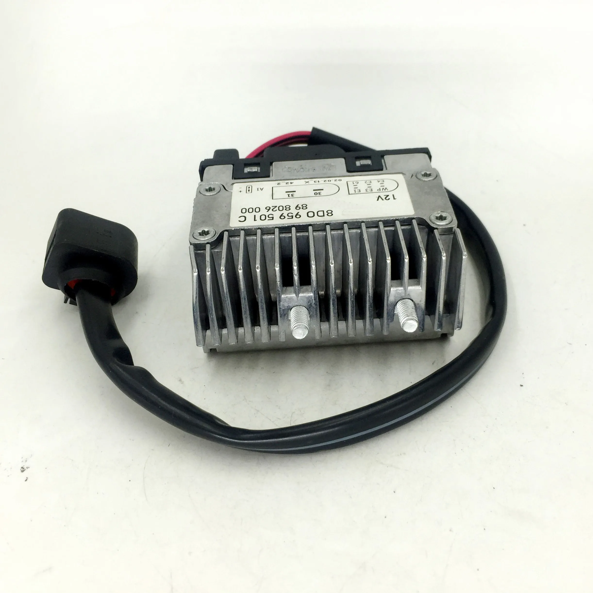 8D0959501C 8D0959501A Модуль блока управления вентилятором для VW Passat 2.8L 2001-2005, Skoda, Audi A4, A6 (art.: 3920d4a1dfdc3) - 3920d4a1dfdc3