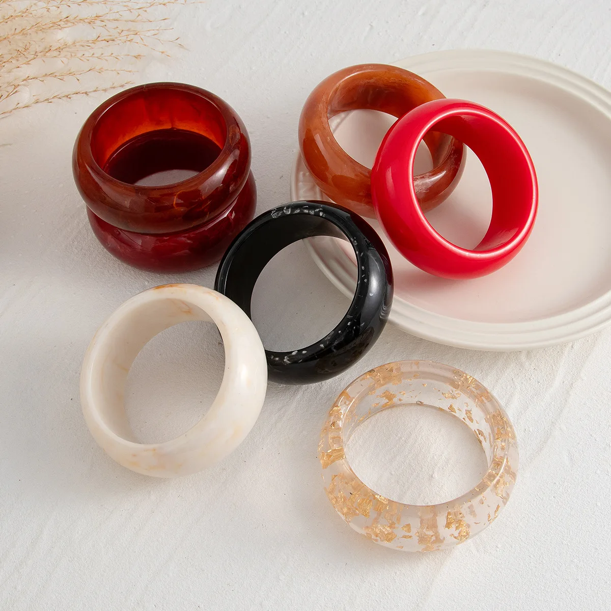 Винтажный круглый браслет из смолы