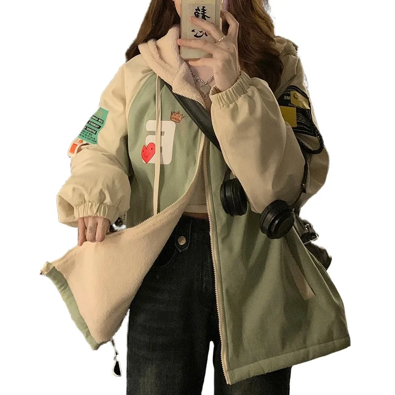 Утепленная верхняя одежда с флисовой подкладкой осенне-зимняя для девочек