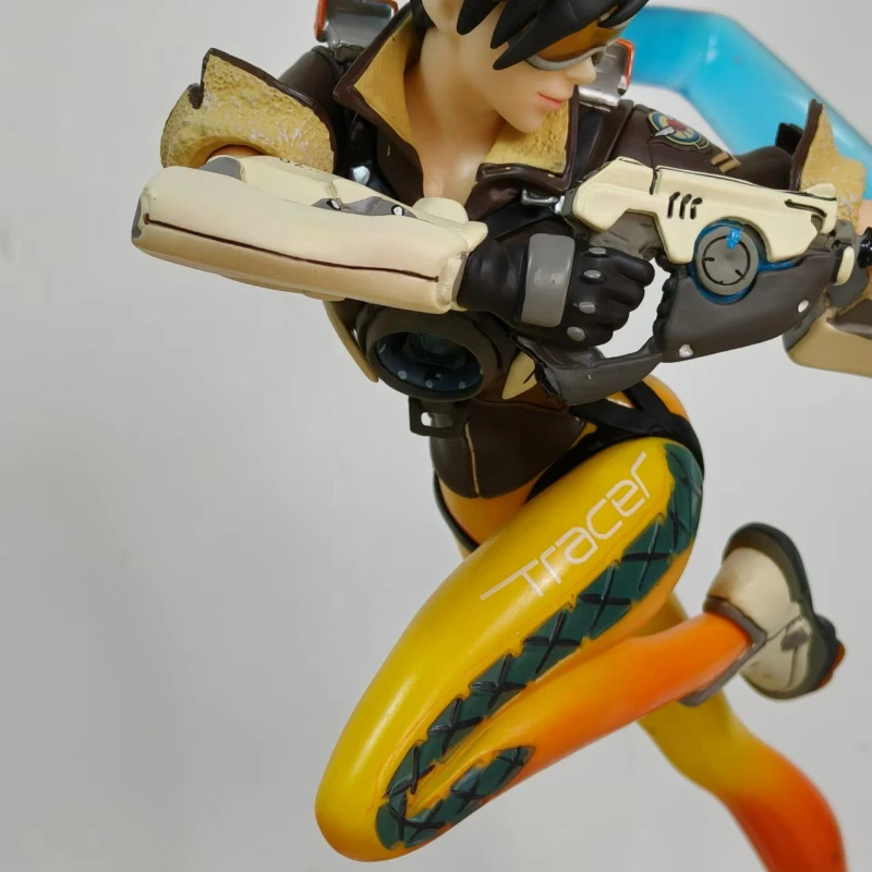 28cm Hot Game OW Over watch Action Figure Tracer with Light Update Version model Exquisite Collectible Gift home decor statue