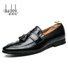 Мужские лоферы с крокодиловым узором; сезон осень; повседневная кожаная обувь с кисточками; мужская деловая мягкая обувь без шнуровки; мужская обувь на плоской подошве; большие размеры 47