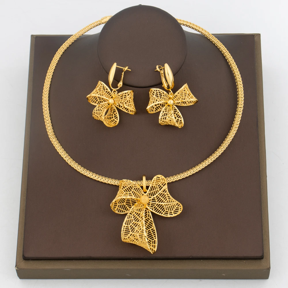

Elegant Bowknot Jewelry Set for Ladies Pendant Necklace and Hook Earrings Gold Color Set for Daily Wear Trendy Engegement Gifts