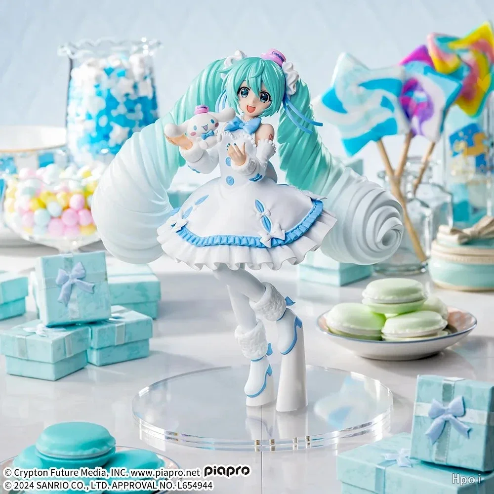 Фото Оригинальная фигурка SEGA Luminasta Hatsune Miku Snow Miku из концептуальной серии 