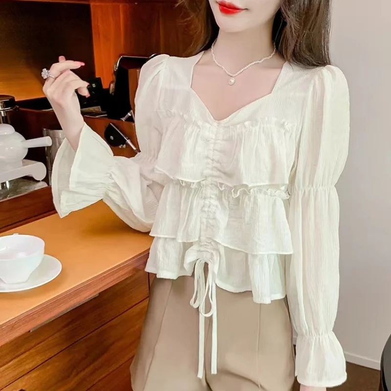 

French Ruffle Edge Square Neck T-Shirt Women's Spring Summer 2023 New Arrival Design Feel Pleated Horn Long Sleeve Top Trendy