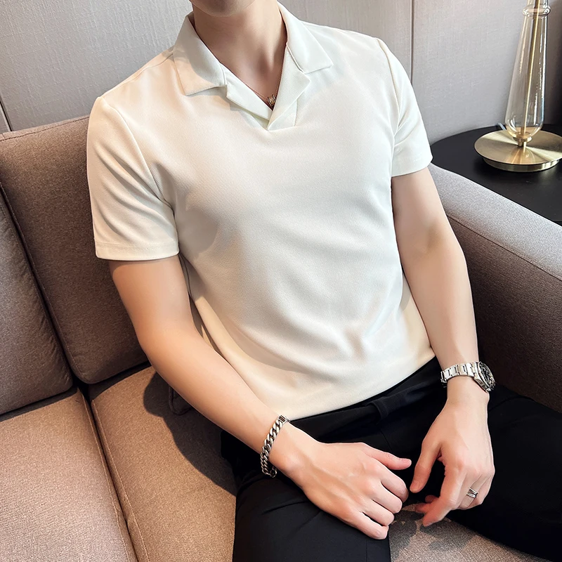 

2022 летние одноцветные вафельные рубашки поло для мужчин с коротким рукавом Повседневная футболка с v-образным вырезом бизнес социальные по...