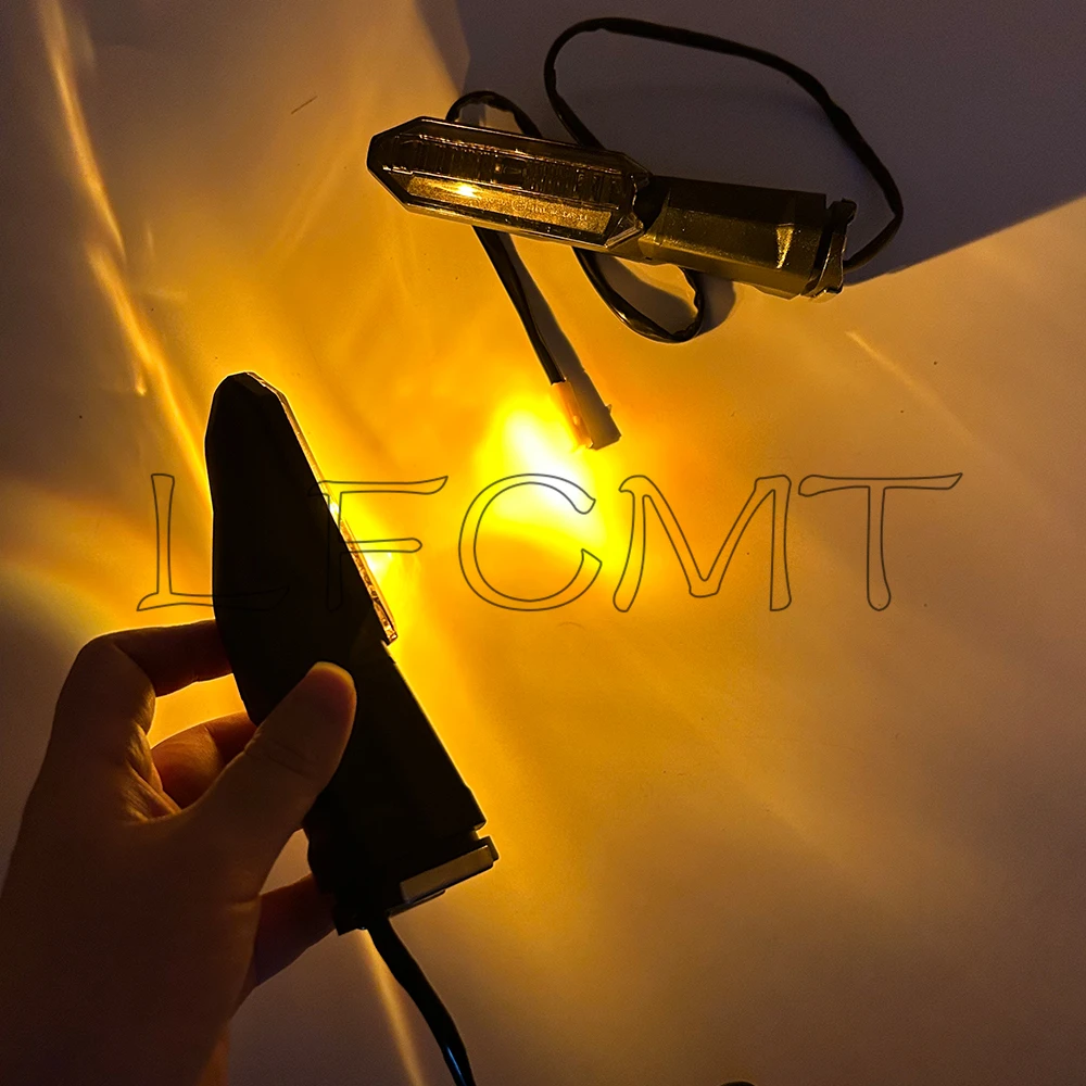 Задний светодиодный указатель поворота