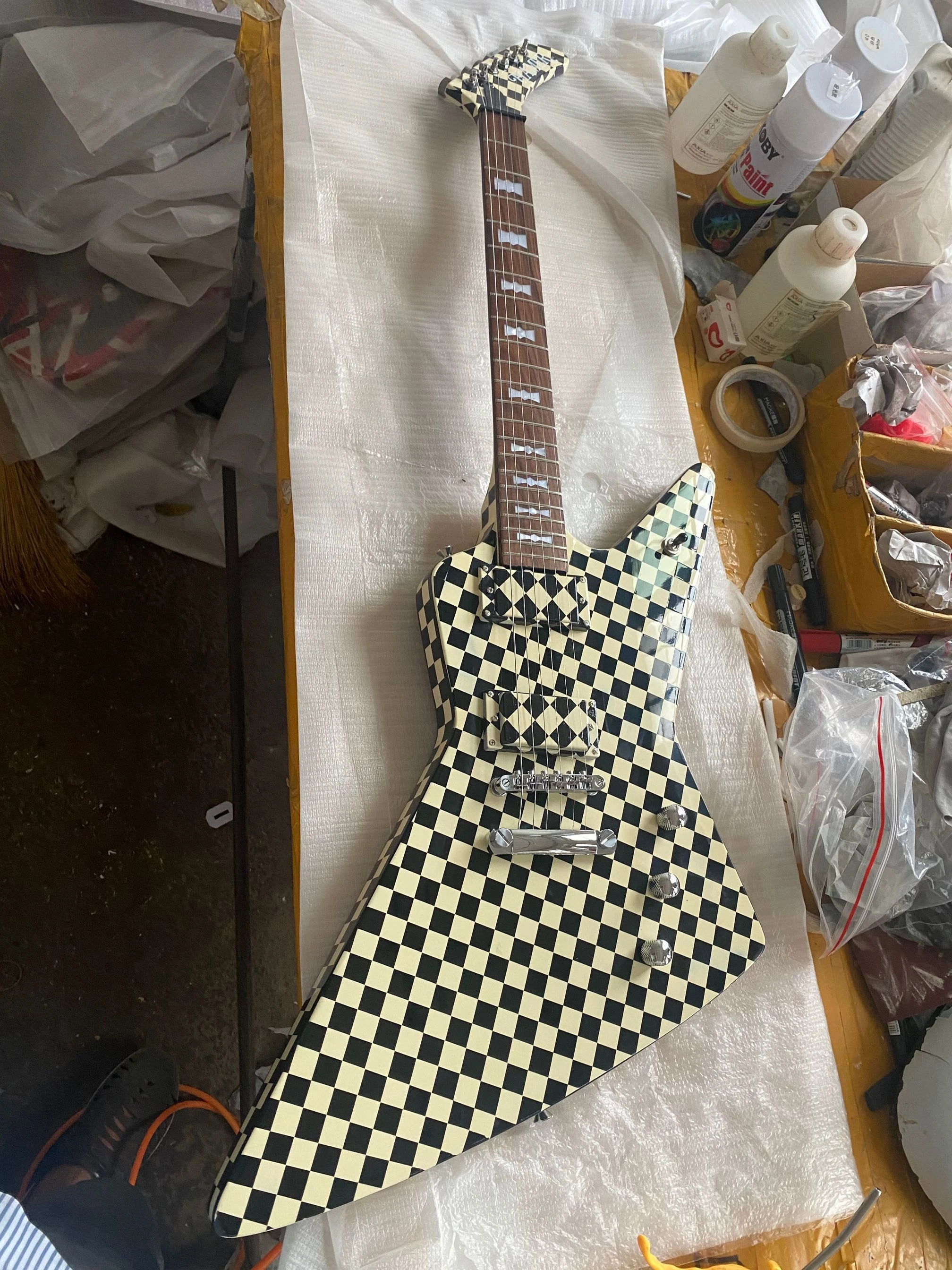 

Hand Made Explorers Body Electric Guitar