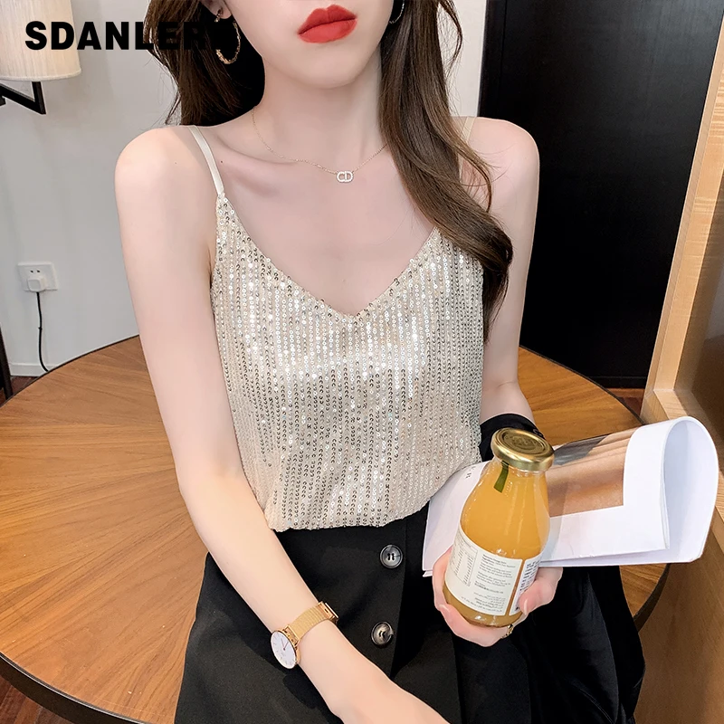 

Женский блестящий топ стразы на бретельках, откровенный укороченный топ без рукавов с V-образным вырезом, лето 2022
