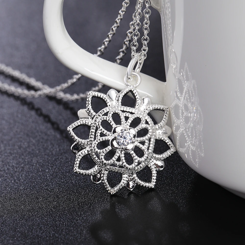 

for women lady flower Beautiful fashion pendant Elegant silver color charms , pretty Lady Necklace jewelry
