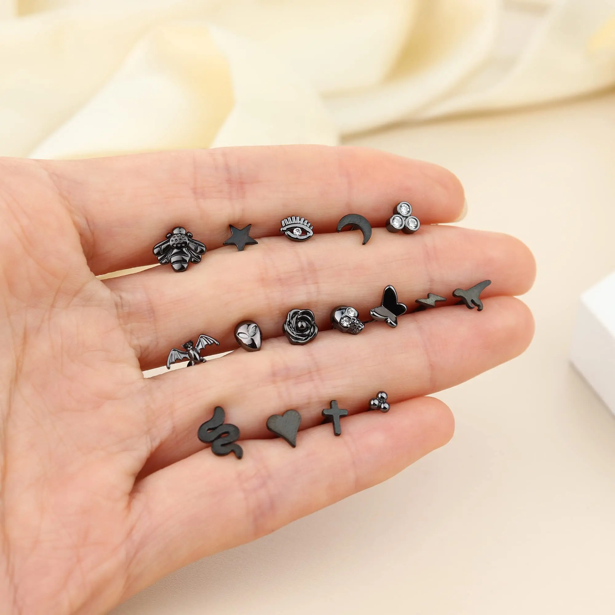 Рисунок 6 - Ювелирные изделия Drperfect для