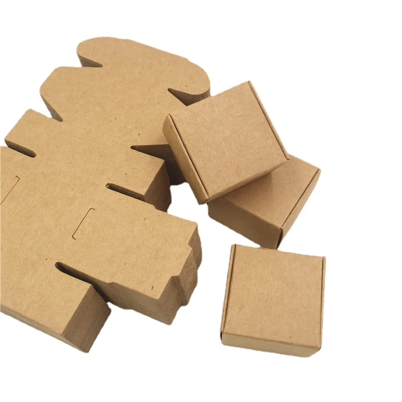 

50pcs New DIY Kraft Paper/Black/white Gift Box For Wedding Favors Birthday Party Candy Cookies Christmas Party Gift Ideas Boxes