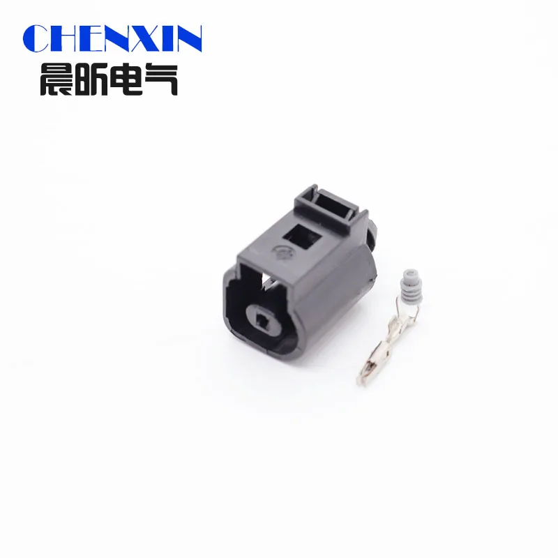 

1 комплект, Женский Разъем 1,5 мм для Jetta Golf GTI Passat 1J0937081 1J0973701