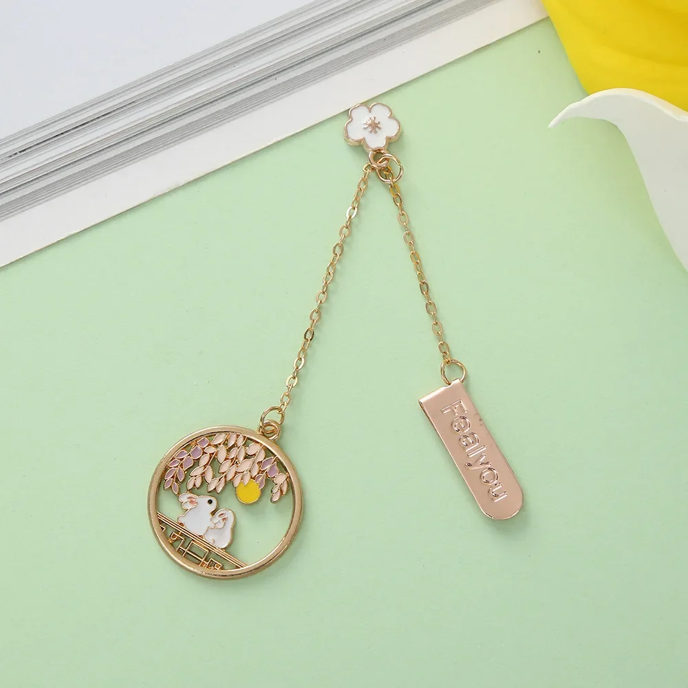 

Металлические подвесные закладки MOONBIFFY