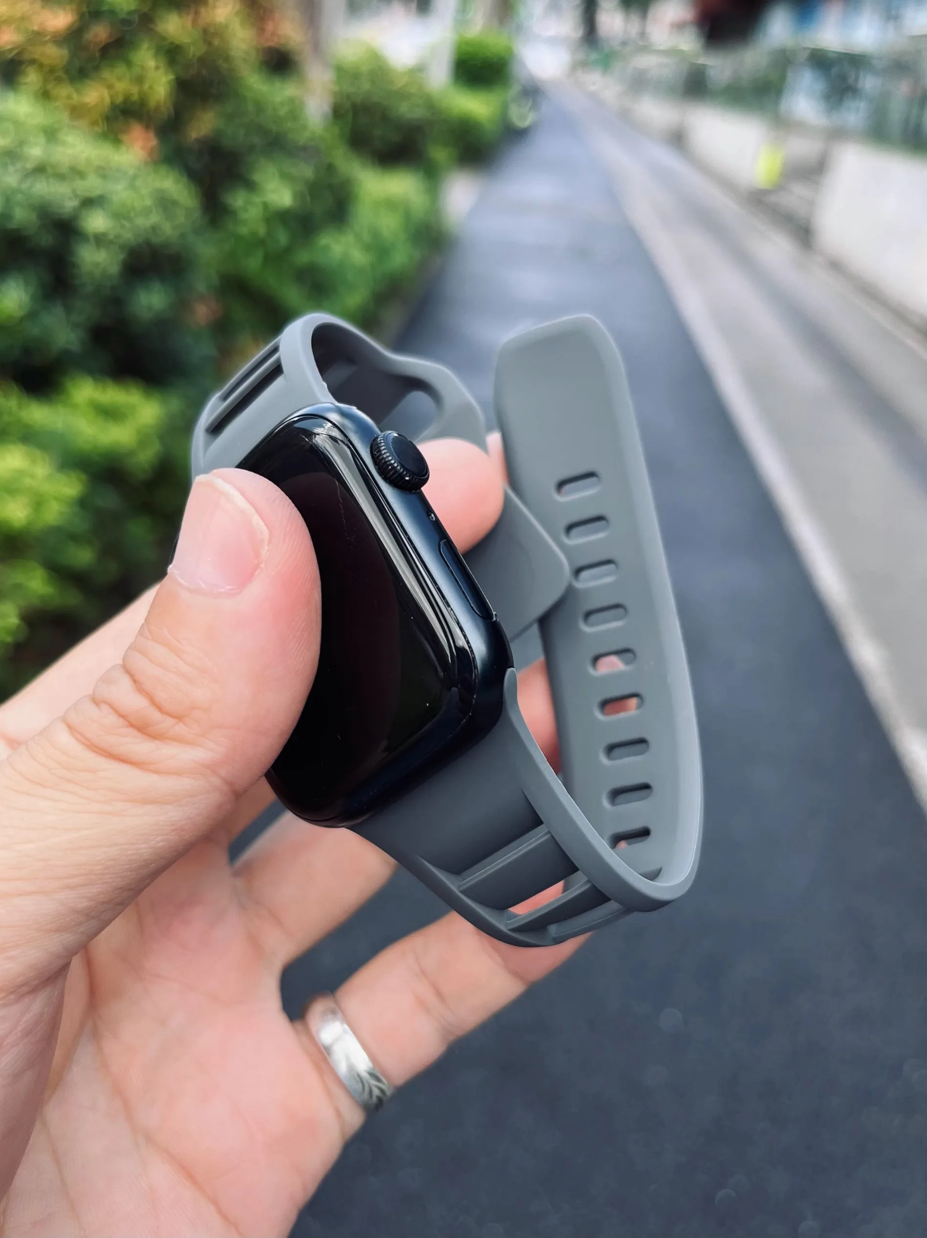 Ремешок силиконовый для iwatch s987 дышащий с обратной пряжкой