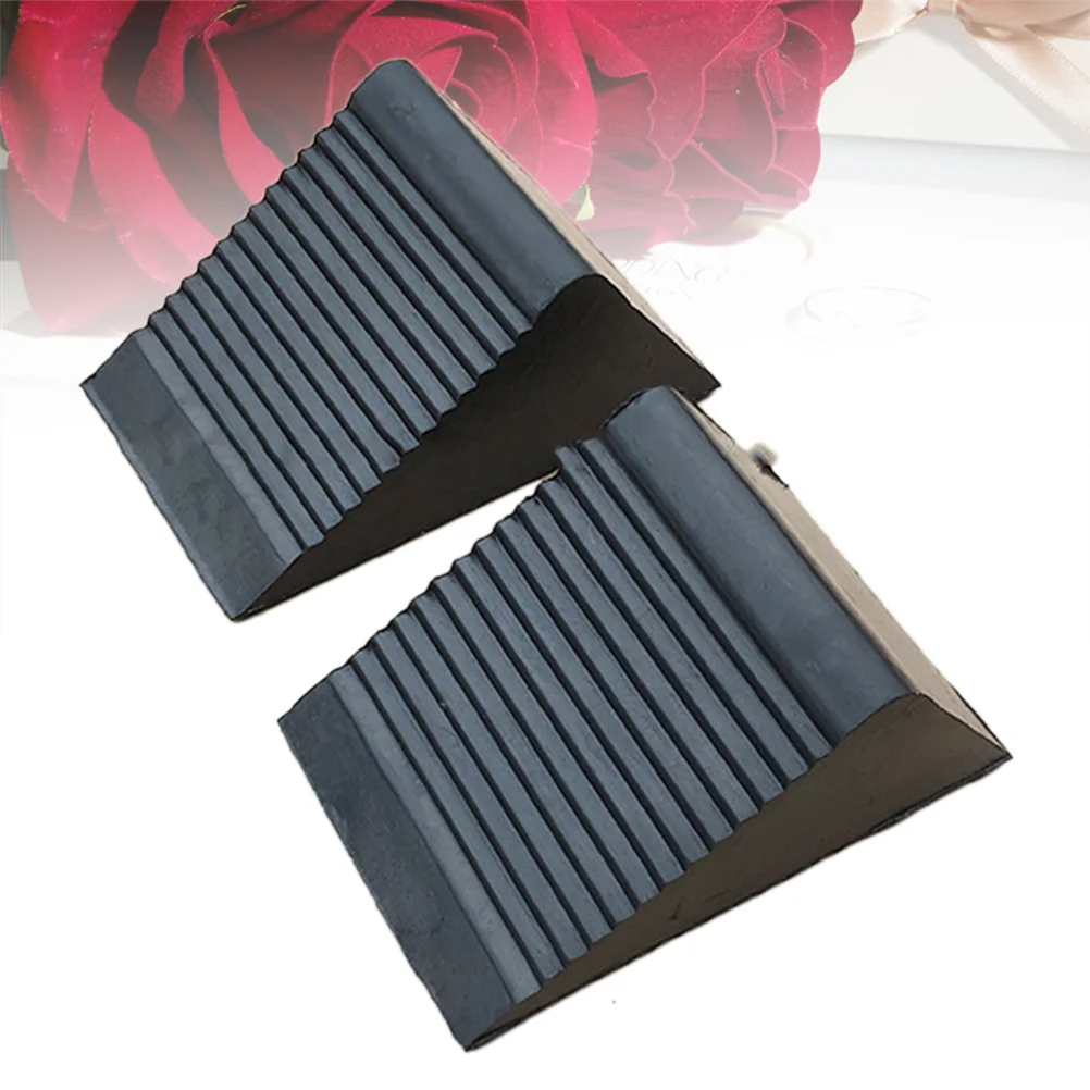 Портативная рампа для колес 2 шт. треугольные резиновые упоры (черные) Колесные