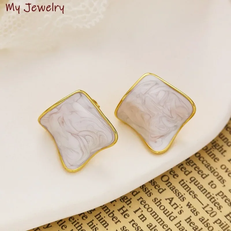 Французские винтажные персонализированные позолоченные серьги-гвоздики из