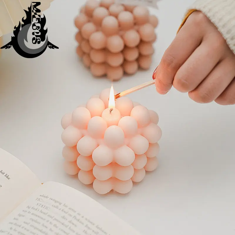 

MEBIS Wholesale Nordic Magic Cube Candle Soy Scented Candle Ins Decorative Candle Romantic Aromatherapy Candle Spa Rubik's Cube