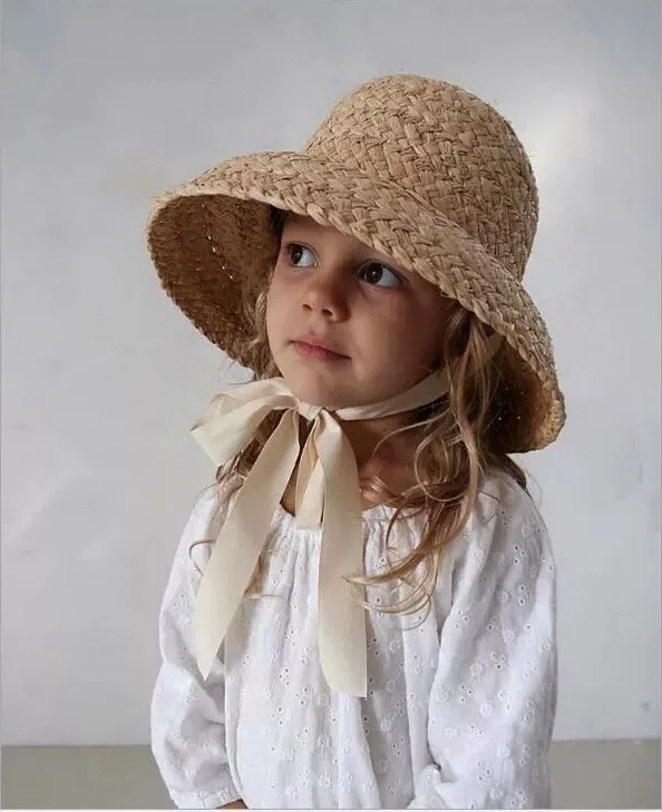 

2023 Children Hand-knitted Raffia Retro Flat Top Sun Hats Girls and Boys Summer Travel Sunscreen Vacation Straw Hat with Lacing