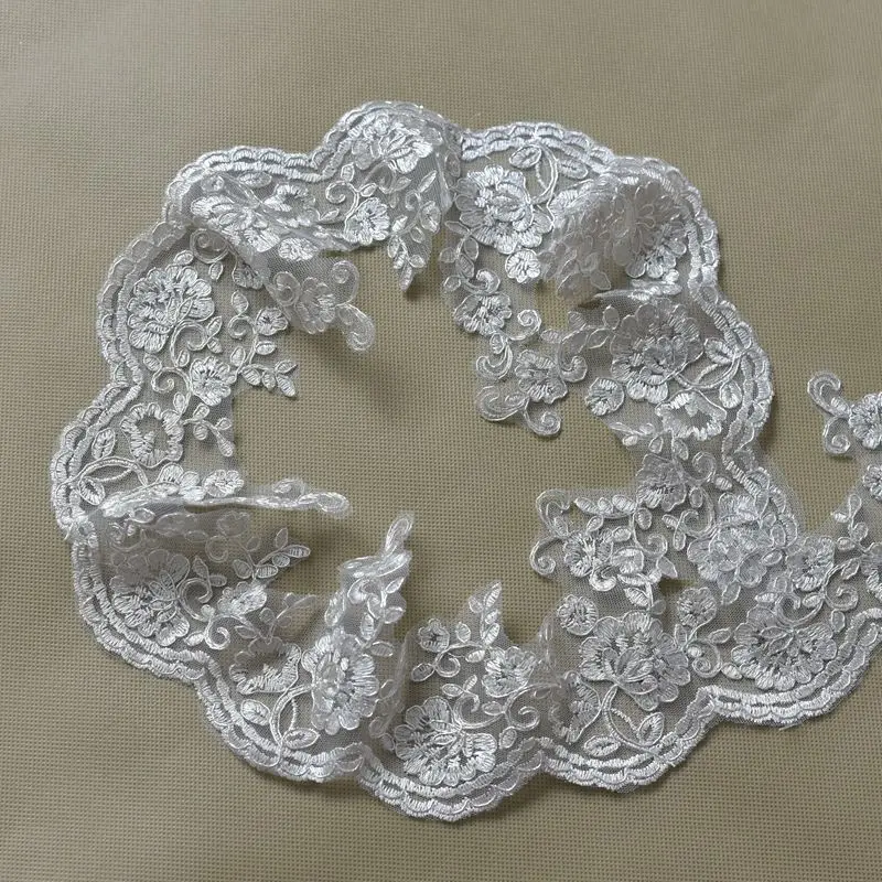 2 лампочки изящные красные лампы венецианская модель искусственное шитье