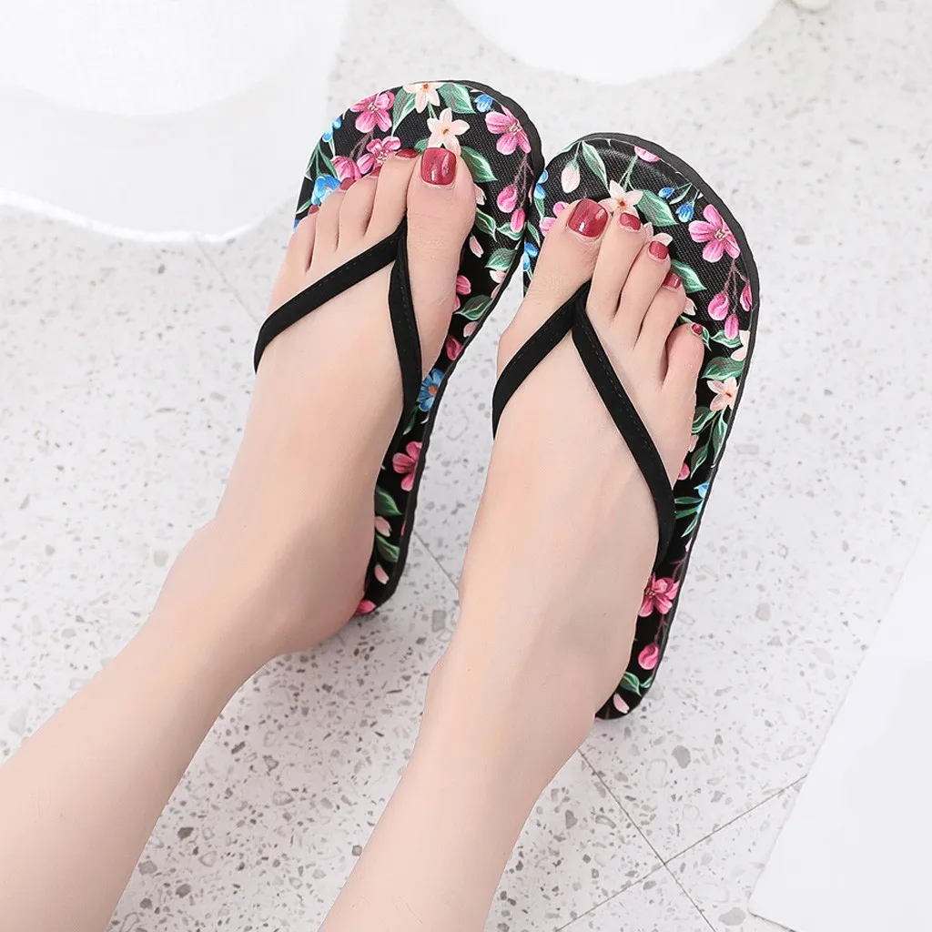 

2023 New Flip Flops Women Bathroom Slippers Non-Slip Flower Print Sole Flats Beach Slippers Summer Fashion Casual Home Shoes