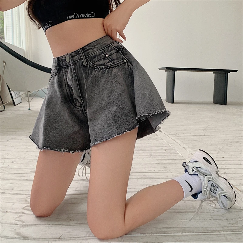 Women 2021 Summer Y2K Loose Hot Skirts Shorts Blue Female High Waist Korean Denim Wide Leg Jeans Streetwear Shorts with Pockets