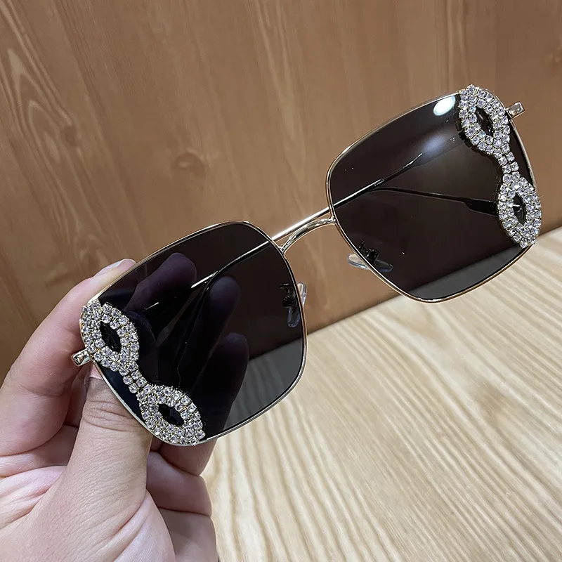

Luxury Crystal Square Small Steam Punk Sunglasses Women Diamond Sun Glasses Men Mirror Lens Brand Unisex Eyeglasses Oculos Gafas