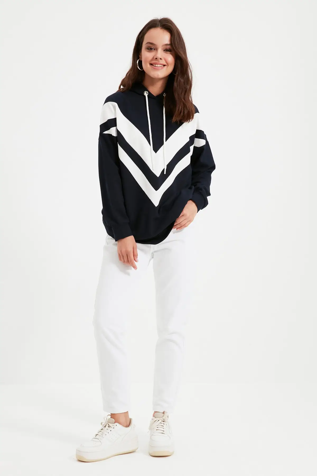 

Trendyol İp Detailed Knitted Sweatshirt TCTAW22TW0007