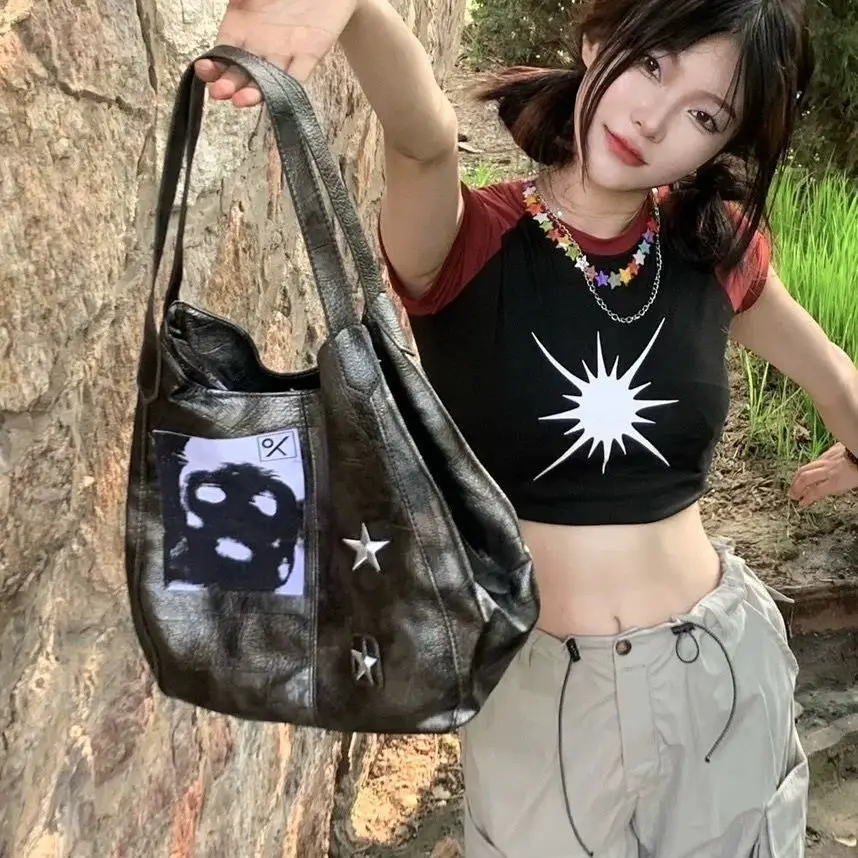 

Корейская Повседневная сумка на плечо в стиле Харадзюку, Готическая трендовая Сумочка через плечо со звездами, цепочкой, черепом, винтажная эстетичная женская сумка-тоут Y2k