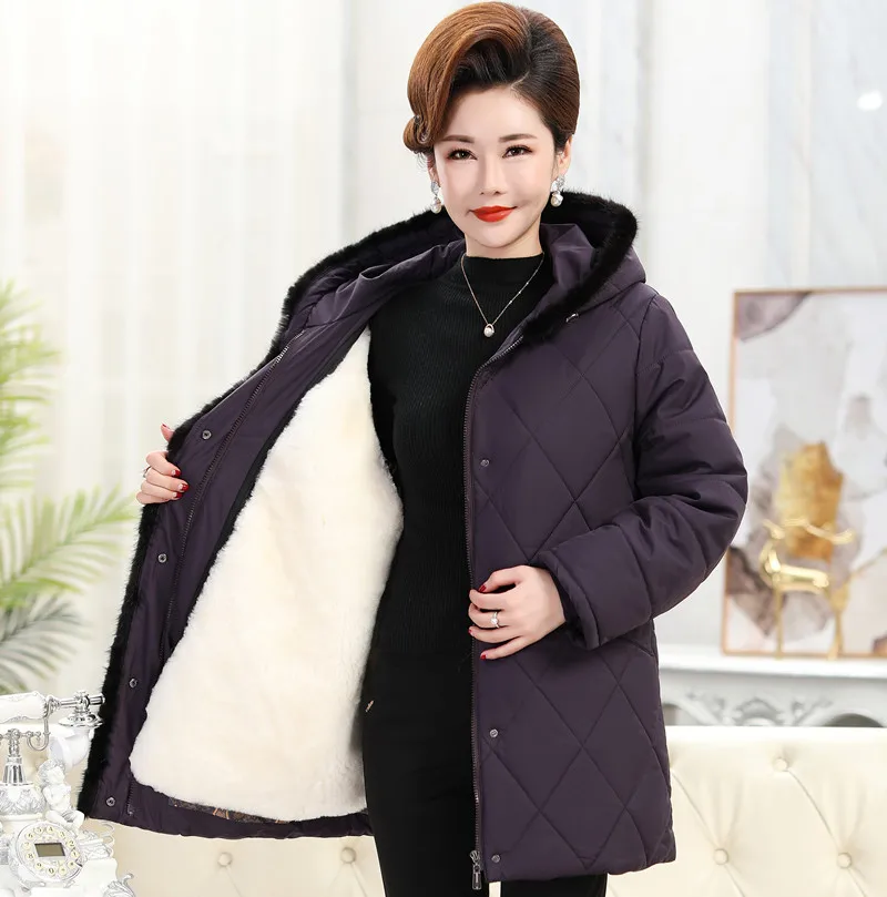 Флисовая куртка на хлопковой подкладке для среднего и пожилого возраста женская