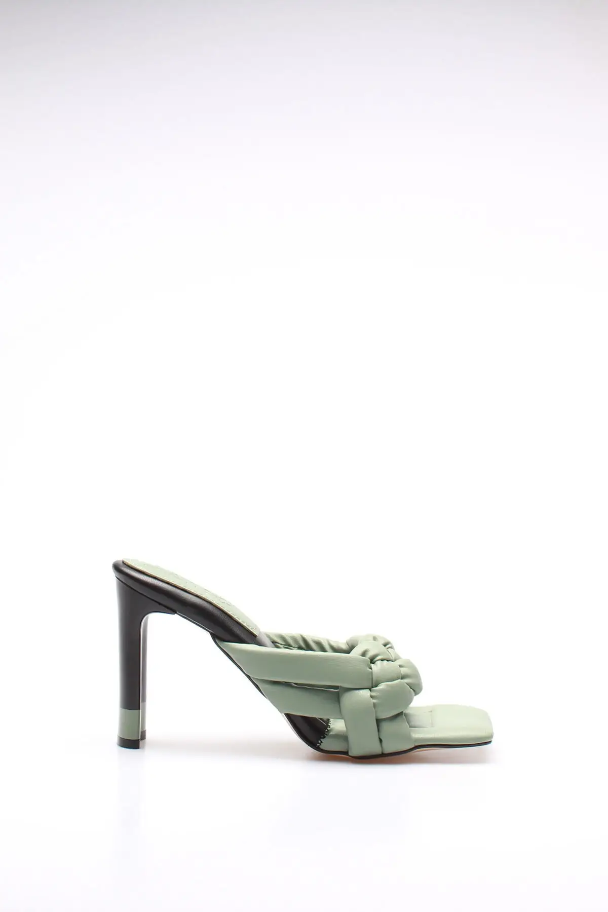 

Fashion Style women's Mint Leather Slippers Sandals And Slippers