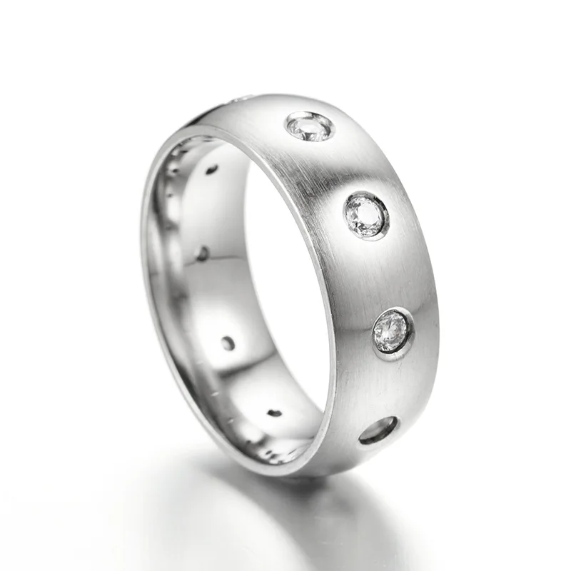 

Ladies Mens Luxury Stainless Steel Rings Crystal Rhinestones Wedding Engagement Rings Mens Titanium Steel Band Fashion Jewelry