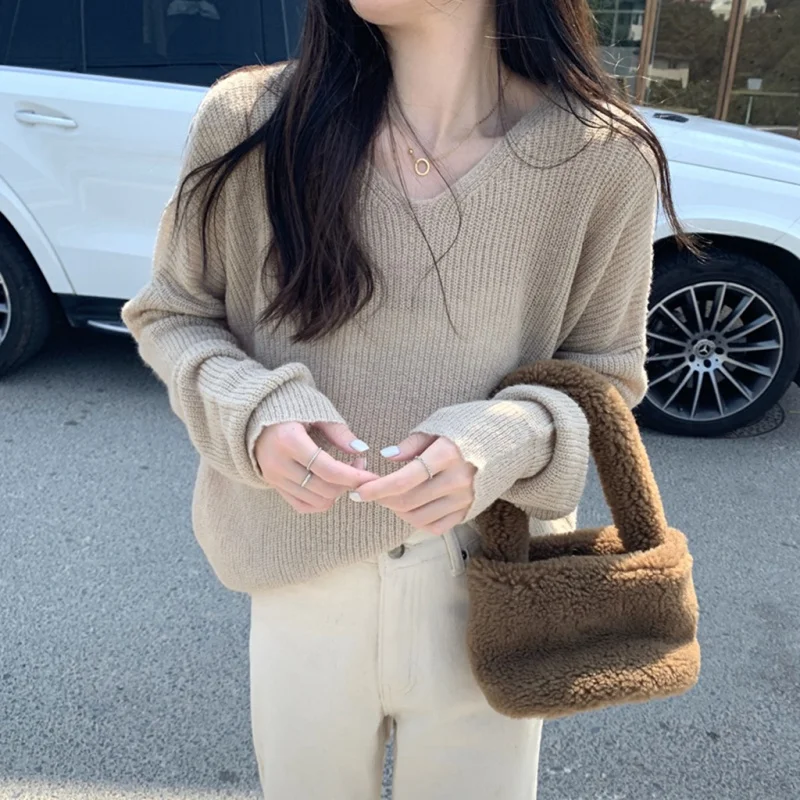 

Korean style loose v-neck soft waxy knitted sweater women's top