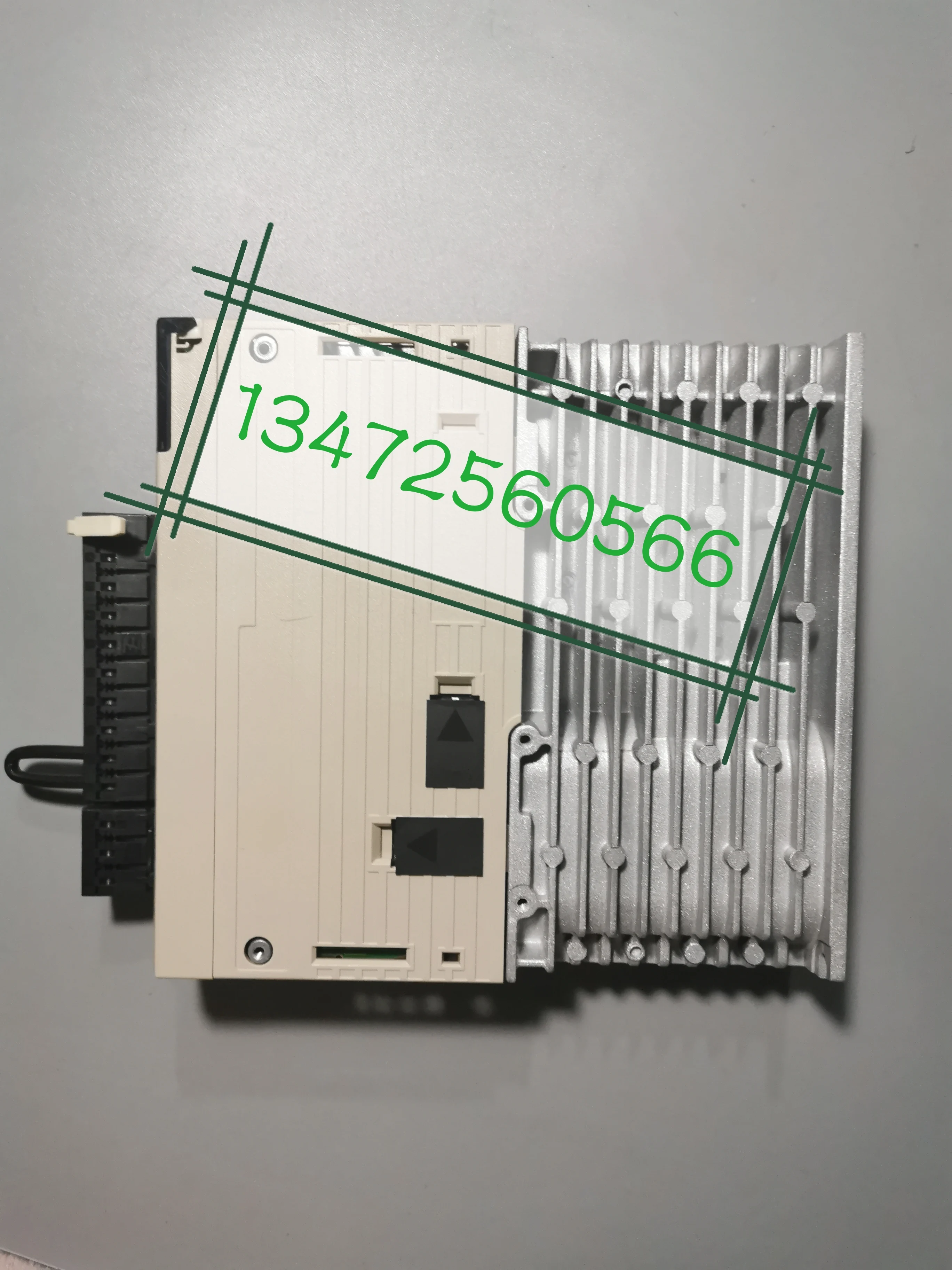 Рисунок 3 - Servo drive SGDV-2R8A01B002000