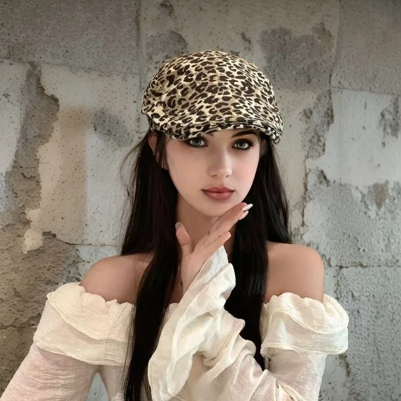 Фото Модная бейсболка с леопардовым принтом — женская винтажная шляпа Snapback в стиле ретро, стильный молочный узор на весну/осень №1