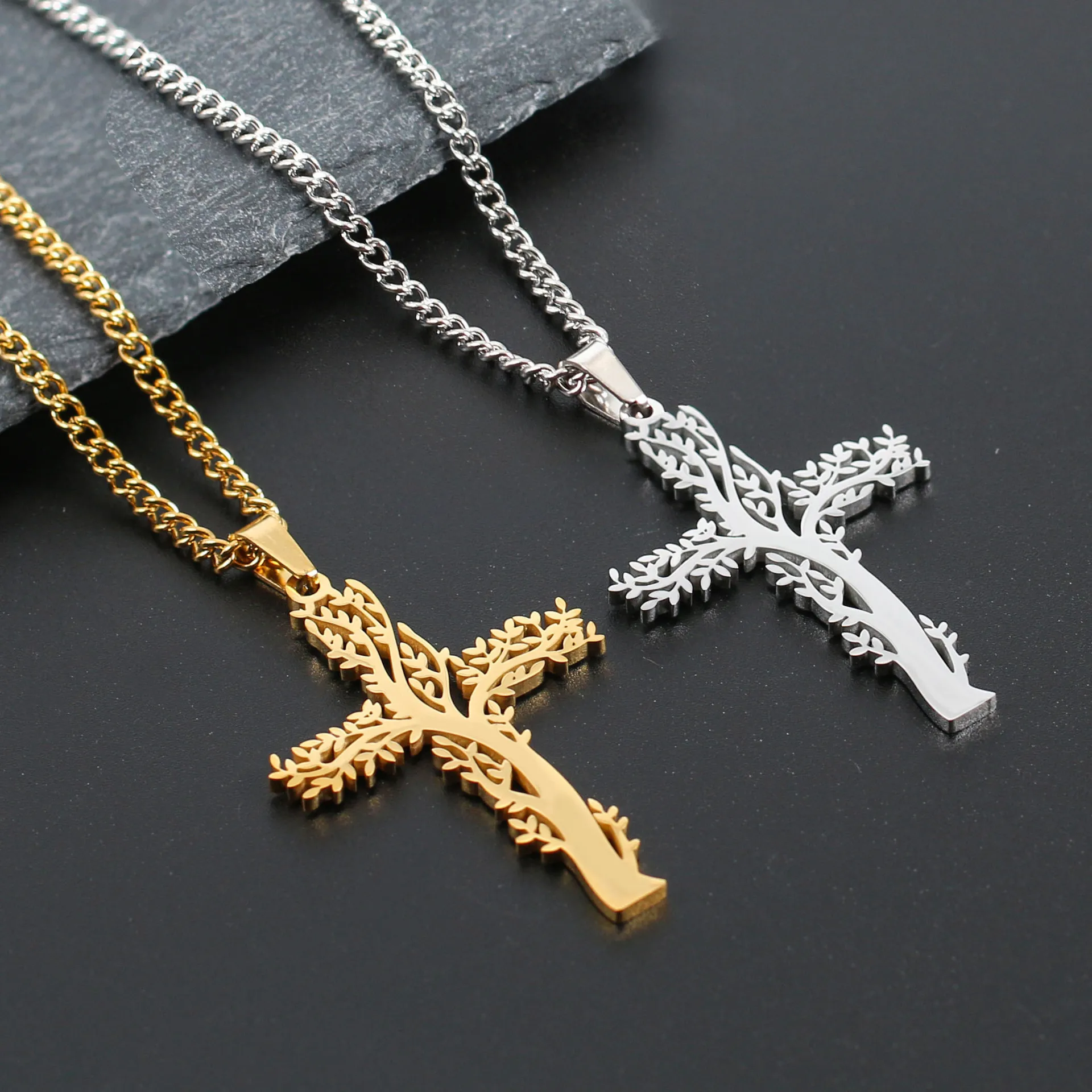 

Stainless steel tree of life Jesus cross pendant men's hip-hop trendy brand personality titanium steel necklace