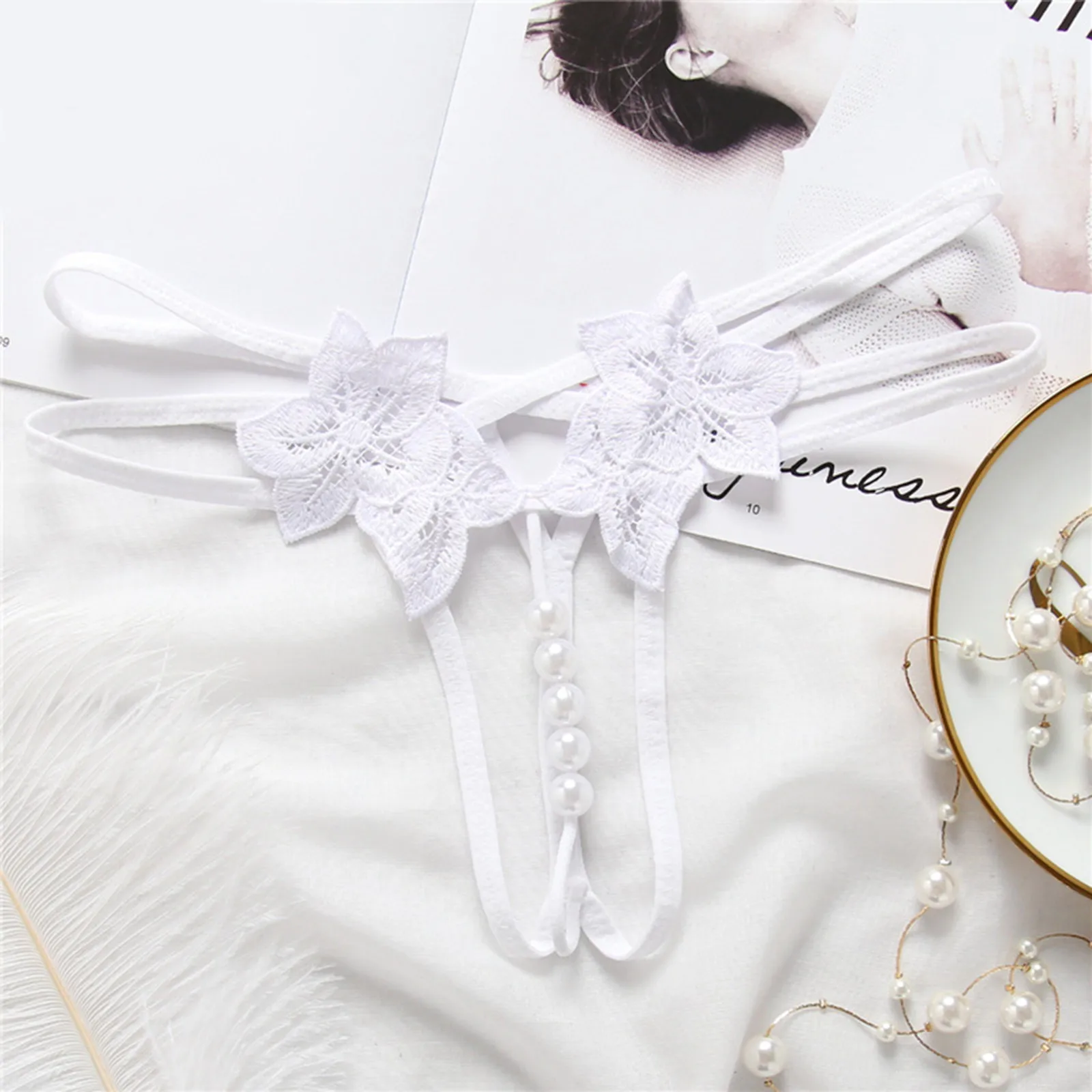 Женские кружевные стринги с цветочной вышивкой однотонные низкой талией