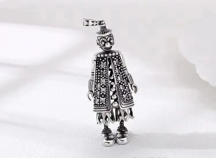 

Мужская и женская подвеска-кулон из серебра 100% пробы с белым цирконом