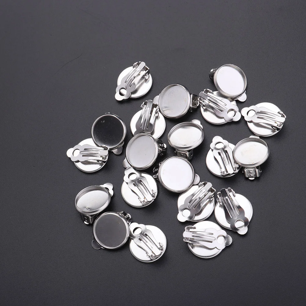 

20 Pcs Flat Pad Earring Post Jewelry Tray Blank Bezel Pendant Trays Pendant Blanks Serving Tray Round Baffle Blank Bezel Trays