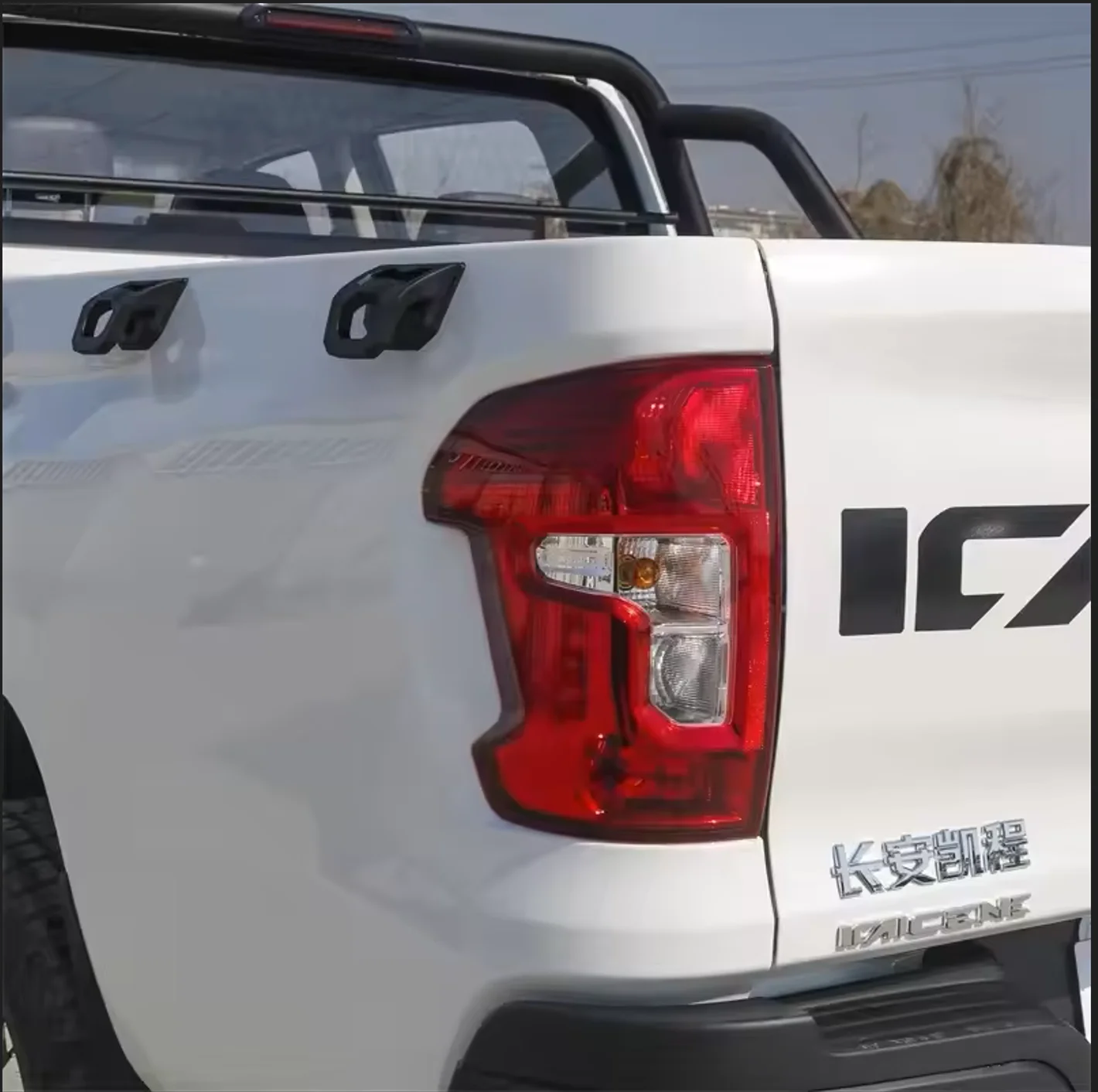 Фото Задний фонарь в сборе Changan Kaicene Hunter F70 (стоп-сигнал, габаритный огонь) №1