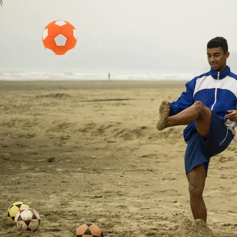 Детская спортивная игрушка мяч